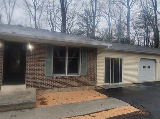 7362 Sleepy Hollow Rd, Harrisburg, PA 17112