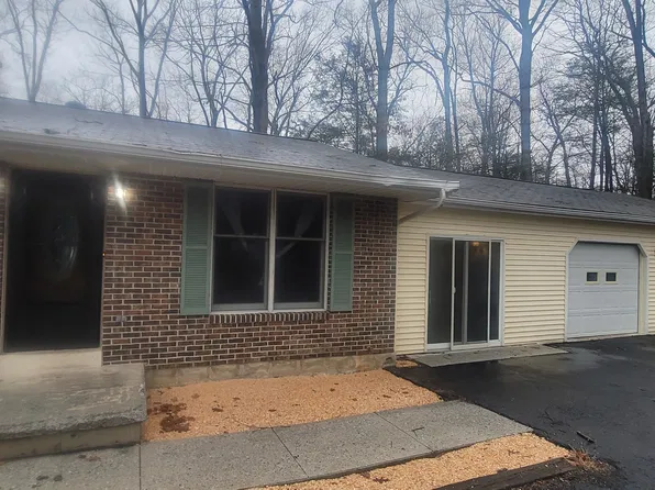 7362 Sleepy Hollow Rd, Harrisburg, PA 17112