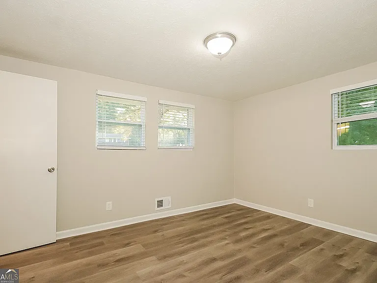 5926 S Bear Dr — Photo 11