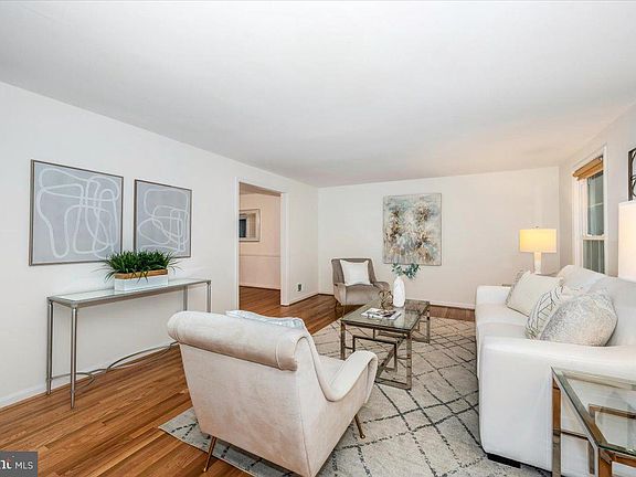 5th image of 1846 Greenplace Ter
