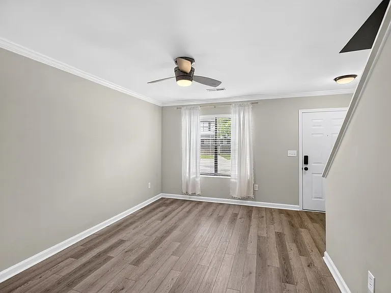 6279 Lucille Dr #C — Photo 6