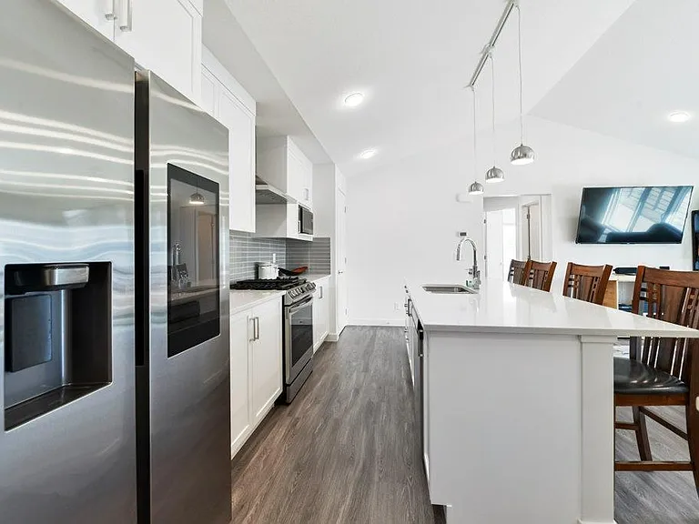 100 Walgrove Ct SE #1405 — Photo 11