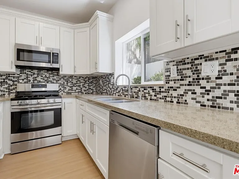 3528 Mesquite St — Photo 15