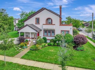 2425 Babylon St, Wantagh, NY 11793