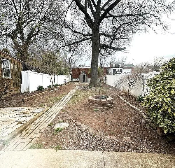 144 Beech St — Photo 3