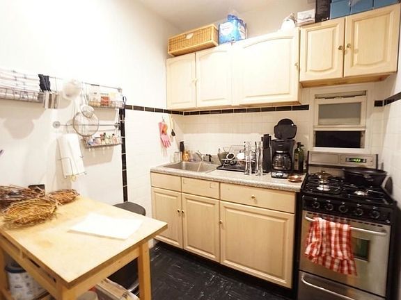 4th image of 85 W 104th St #2H