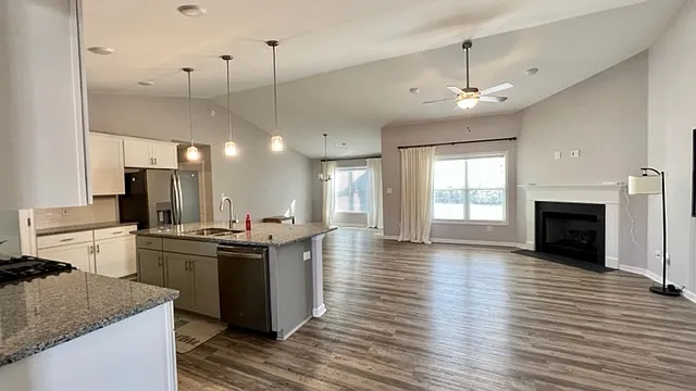 228 Patriot Dr — Photo 37