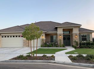 11629 Raindrop Ln, Bakersfield, CA