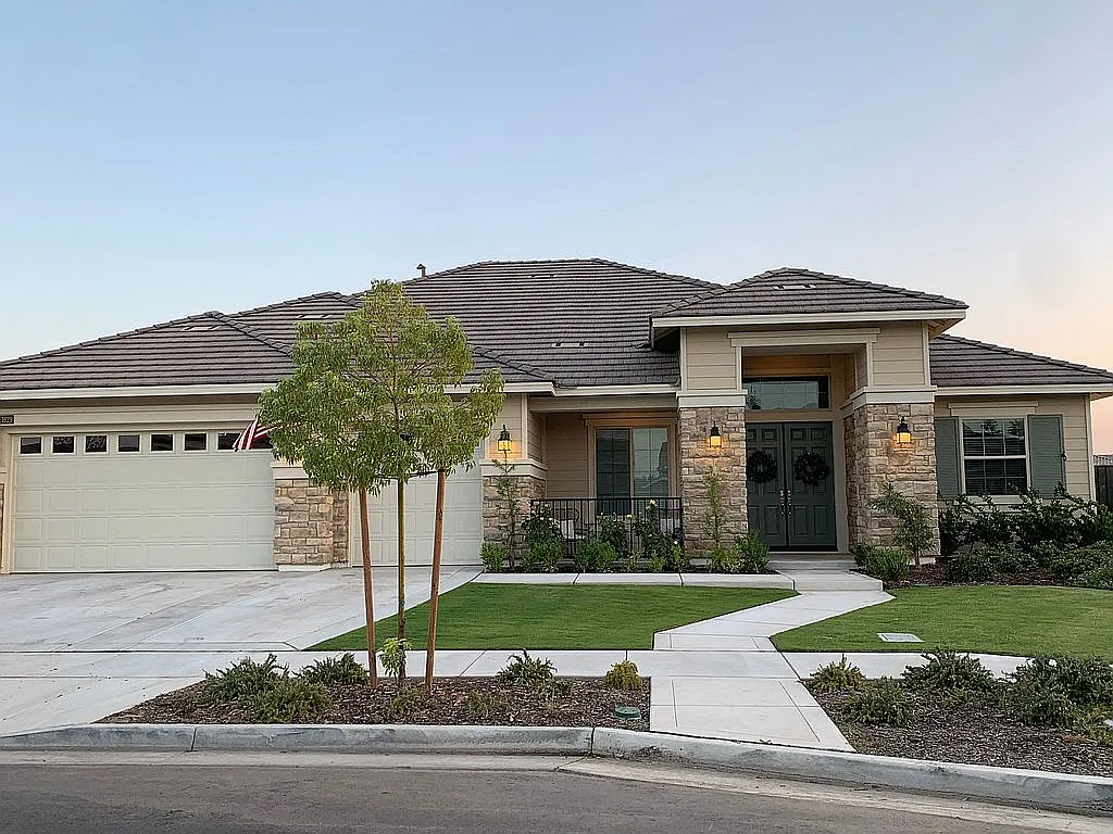 11629 Raindrop Ln photo 1