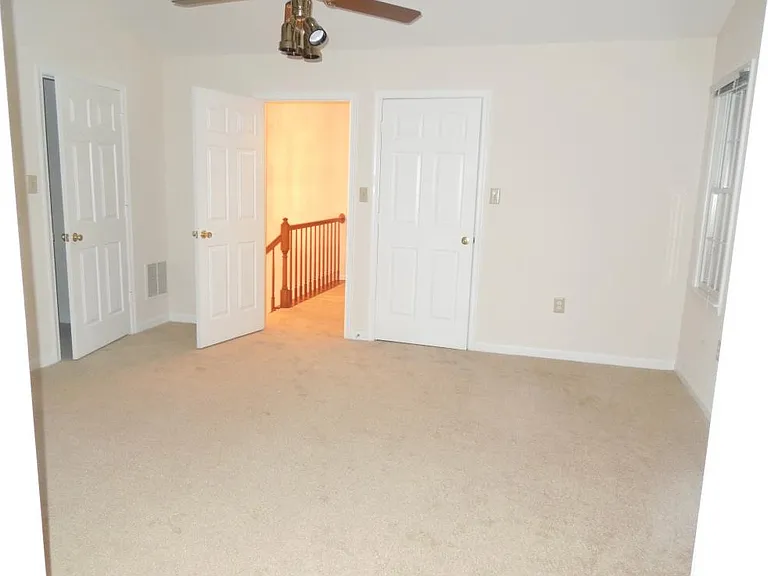 3945 Kathryn Jean Ct — Photo 14