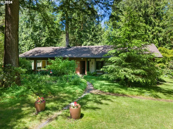 52693 E Sylvan Dr, Sandy, OR 97055