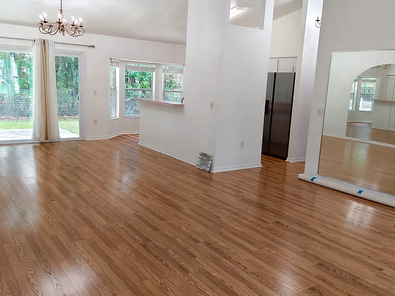 2415 NW 52nd Pl — Photo 13