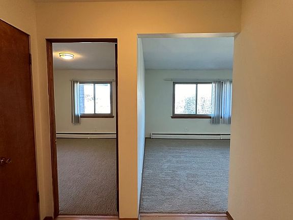 4th image of 5601 Glenwood Ave #6