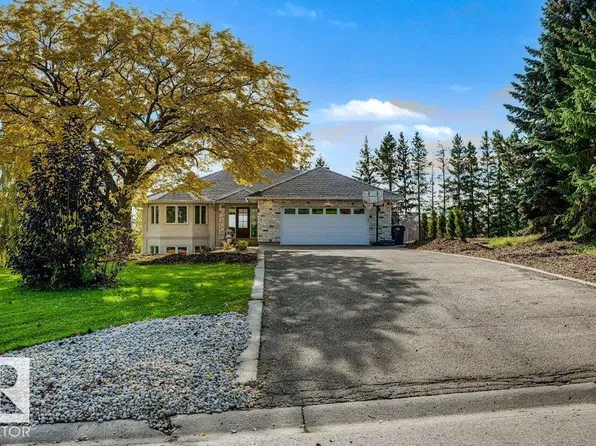 54324 Bellerose Dr #21, Sturgeon County, AB T8T 1H8