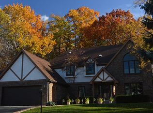 11539 Raspberry Hill Rd, Eden Prairie, MN 55344