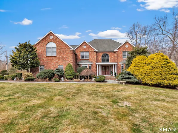 90 Soundview Avenue, Shelton, CT 06484