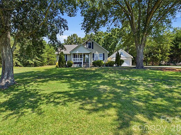 2nd image of 335 Providence Rd
