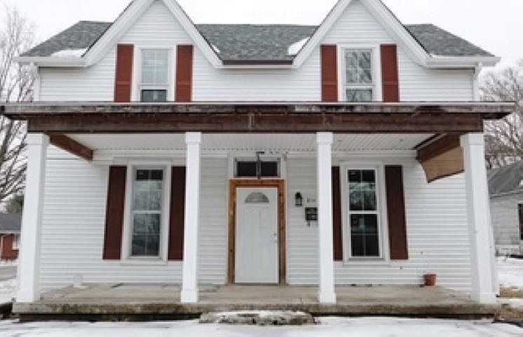 1st image of 211 Liberty St