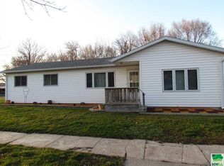 414 Cameo St, Onawa, IA 51040