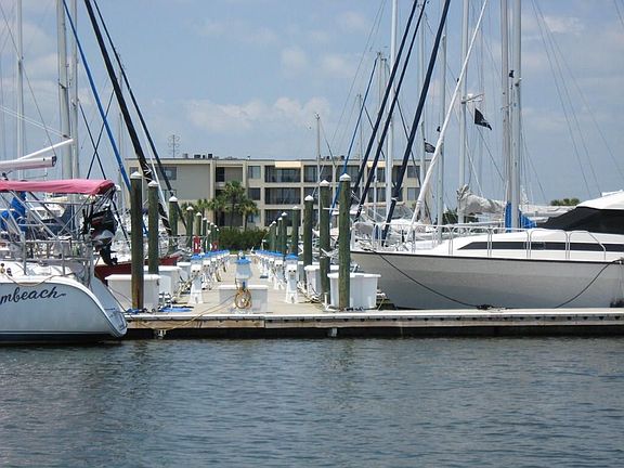 3rd image of 100 Marina Dr #A-15