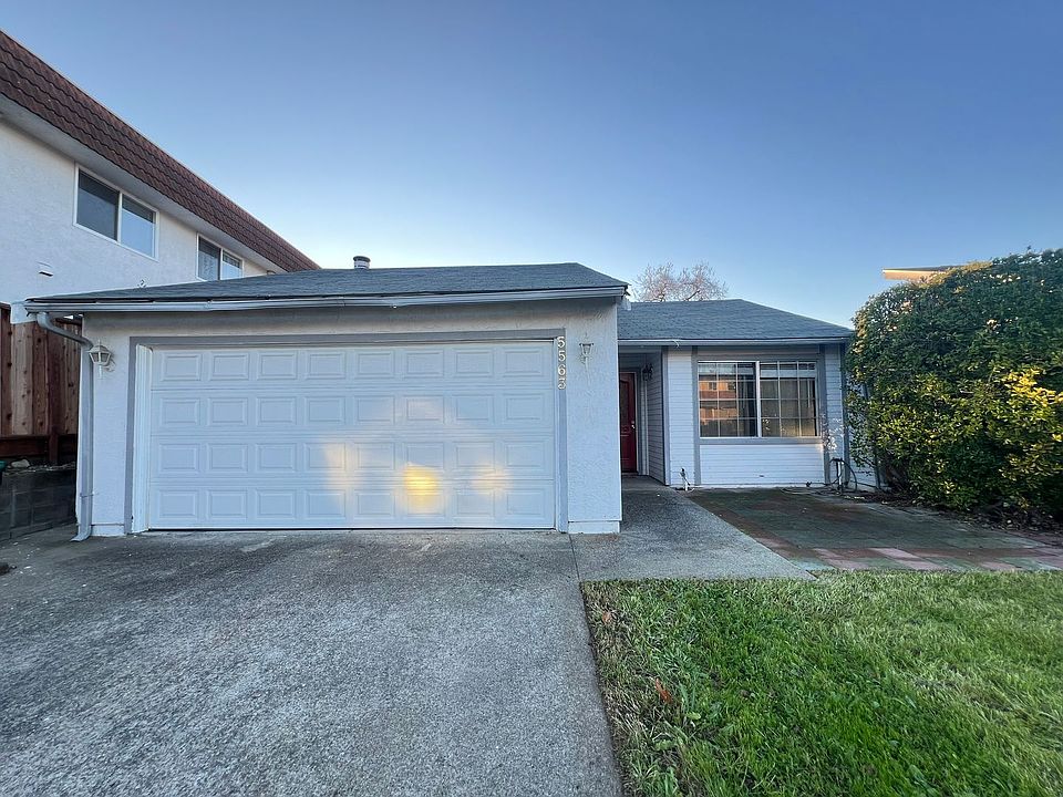 1st image of 5563 Sonoma Dr