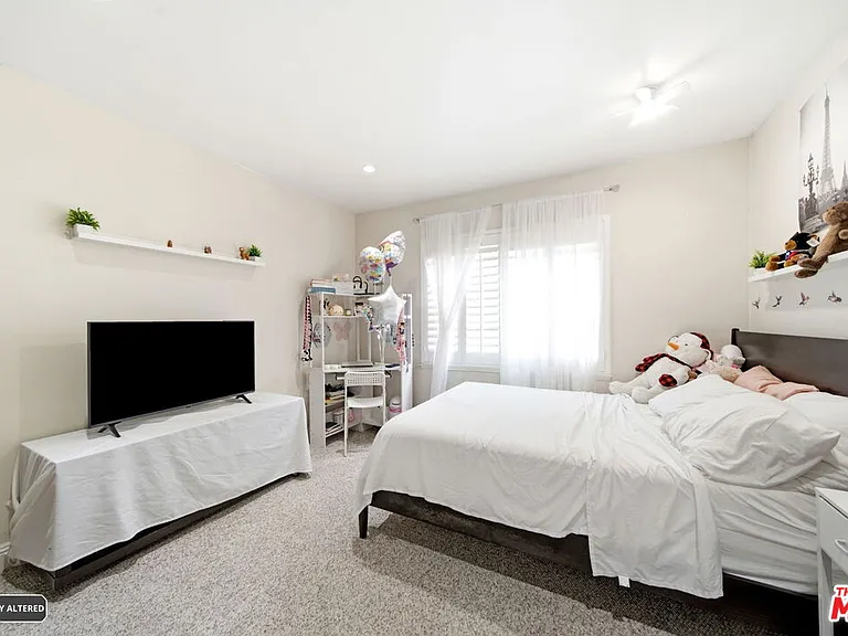 122 Ocean Park Blvd #507 — Photo 18