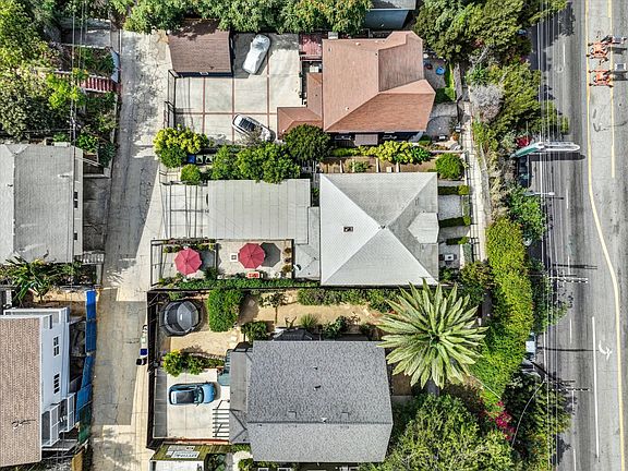 3rd image of 1462 W Sunset Blvd