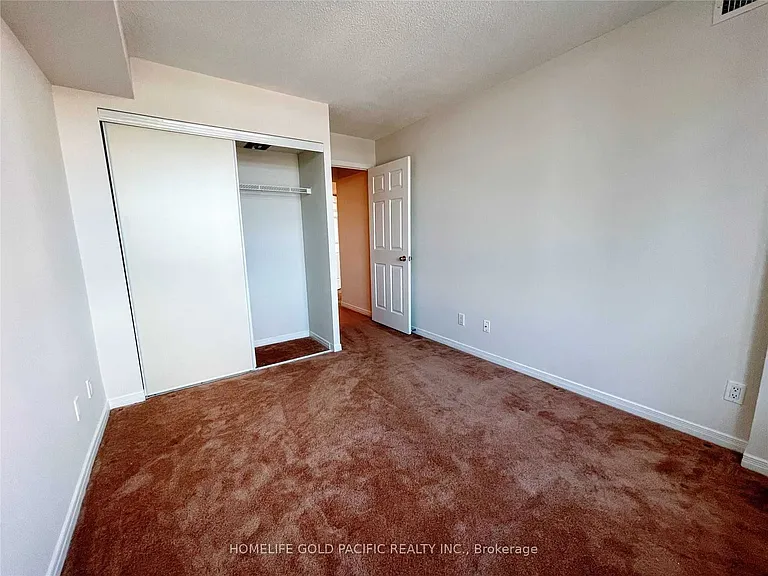 8 Hillcrest Ave #1007 — Photo 8