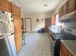 51 Elm St #2, Somerville, MA 02143