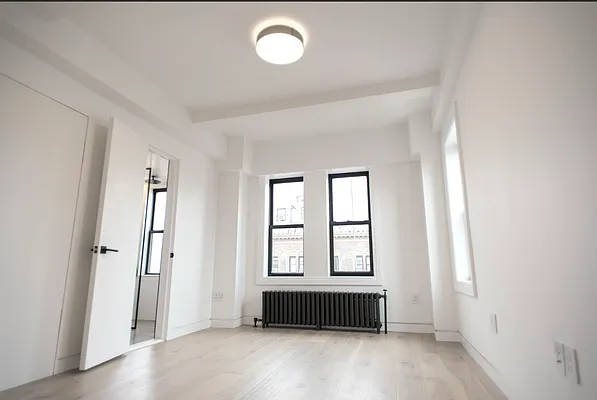 Sold by Argent Advisors LLC | media 15