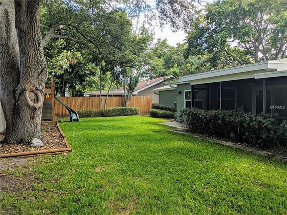 5th image of 465 Plover Pl