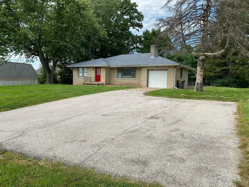 213 E State Road 45 Byp Photo 1