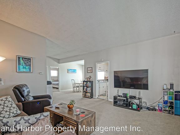 5th image of 1500 Manhattan Ave APT A