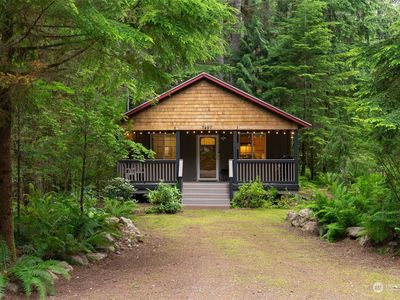 7497 Glacier Springs Dr, Glacier, WA, 98244