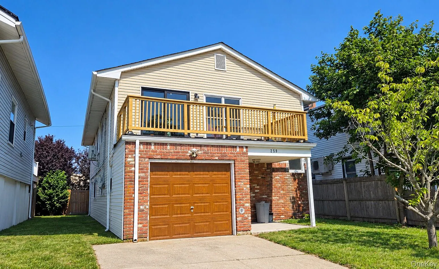 2 bed, 1.0 bath, 1000 sqft, $3,700 — Photo 1