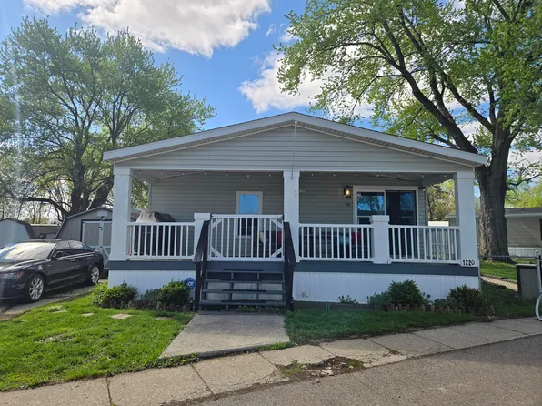 1220 Vista Dr, Newark, OH 43056