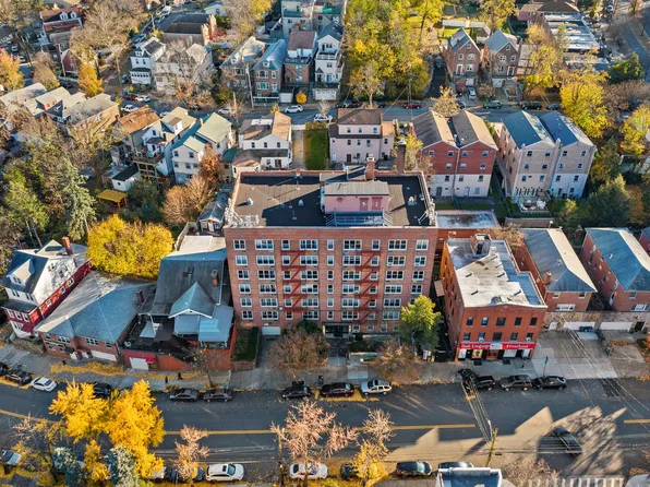 5730 Mosholu Avenue image 17 of 22