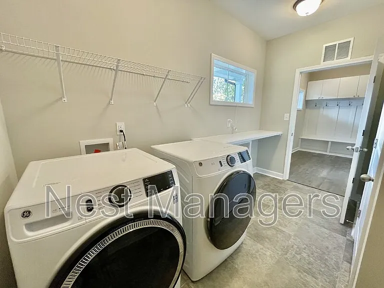 1102 Norwood St — Photo 19