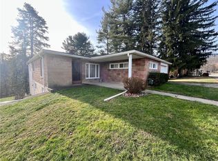 6 Zapotosky Rd, Masontown, PA 15461