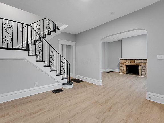 2nd image of 1063 Fair Ave