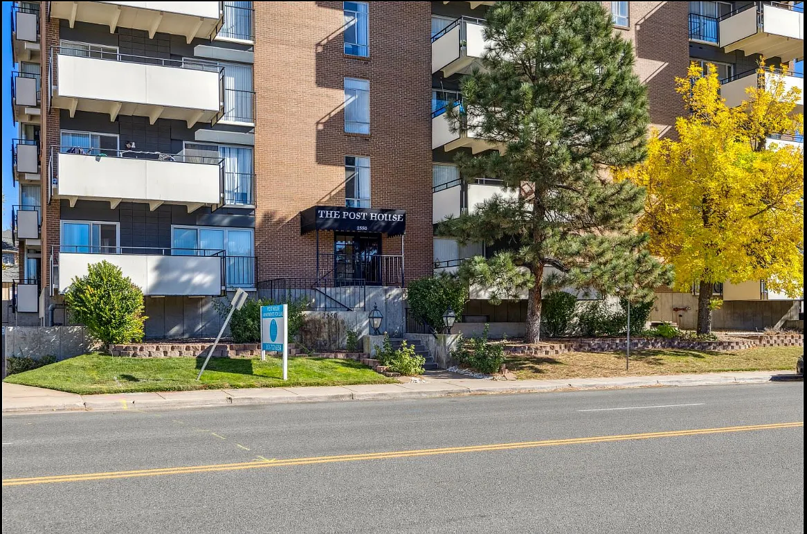 Building Photo - Post House Apartments