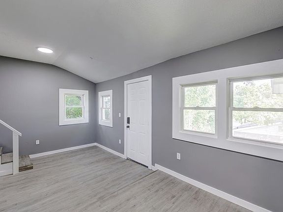 2nd image of 1338 Ohio Ave Unit 4