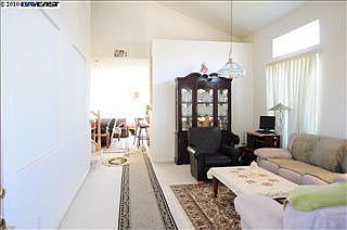 2nd image of 34388 Pinnacles Ct