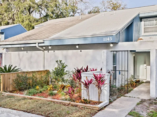 1143 MAYPORT LANDING Circle #1, Jacksonville, FL 32233