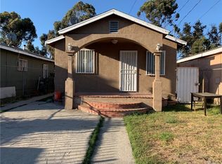 2207 E 117th St, Los Angeles, CA 90059