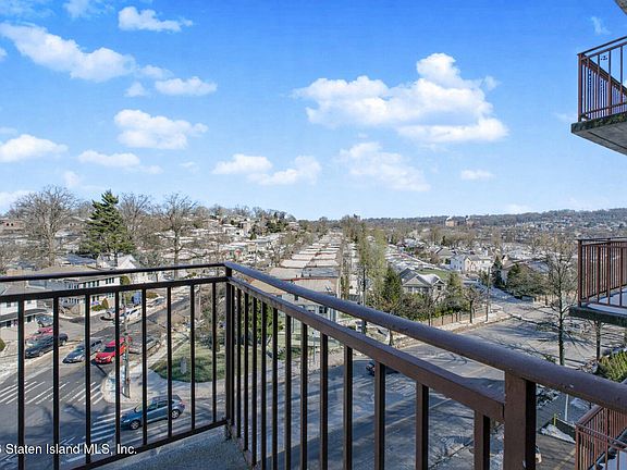 3rd image of 1000 Clove Rd APT 4J