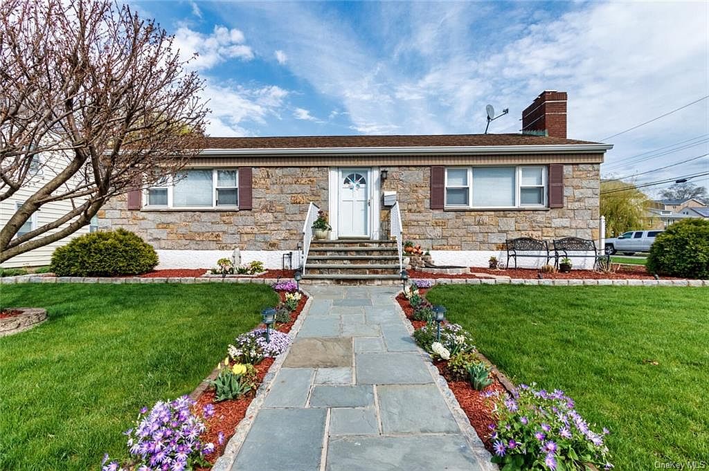 2 Hoover Road, Yonkers, NY 10710 Zillow