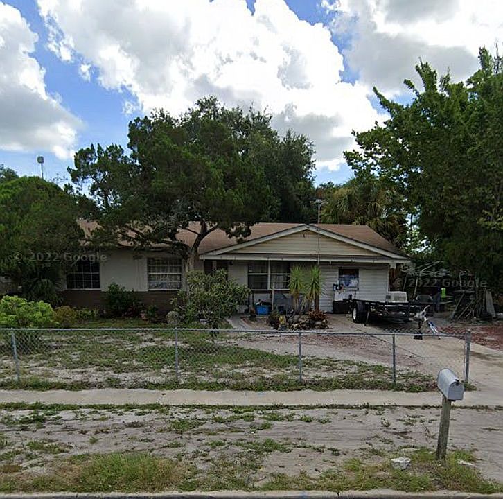The front Yard