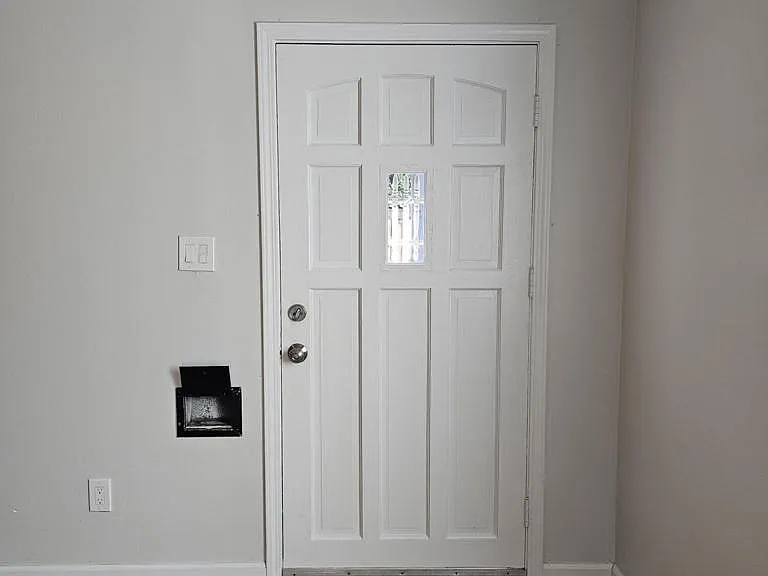 501 Macdonald St #1 — Photo 11