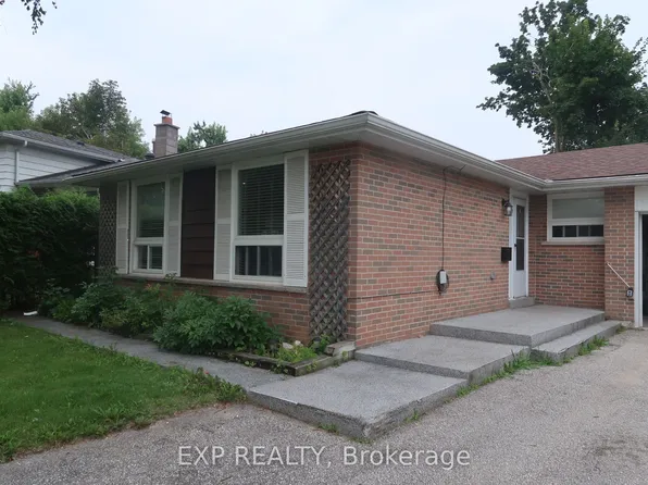 26 Curtiss Ct, Barrie, ON L4M 2M7